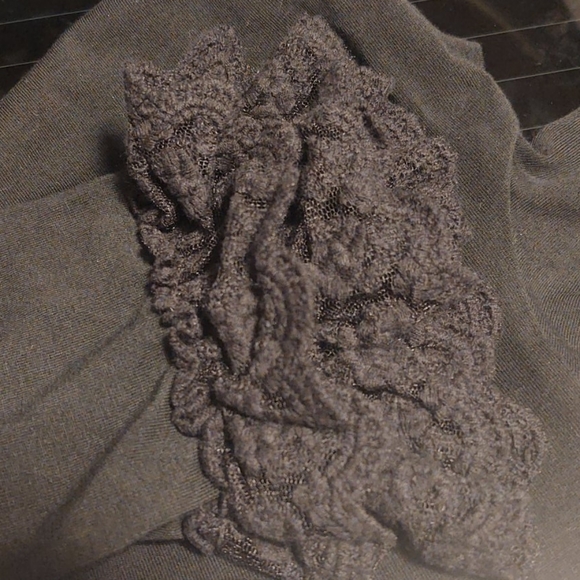 3/4 sleeve lace ruffle shirt - Picture 2 of 2